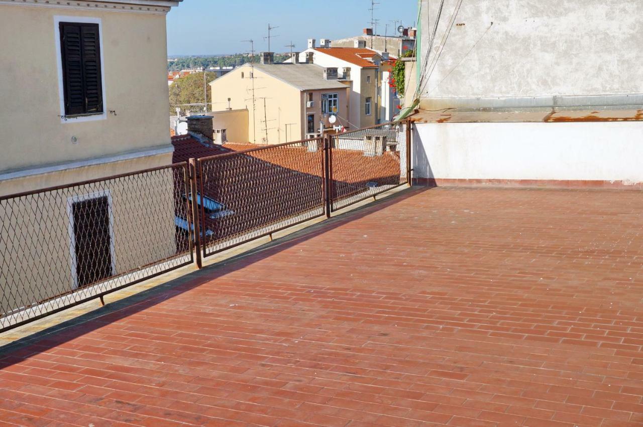 Apartments Epulon Pula Zewnętrze zdjęcie