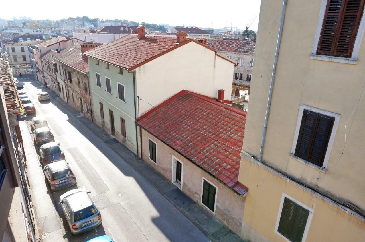 Apartments Epulon Pula Zewnętrze zdjęcie